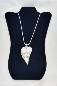 Banded Heart Pendant Necklace