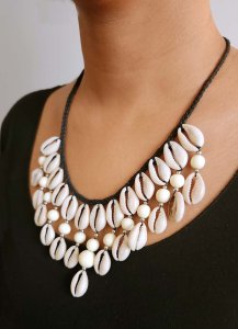 Cowrie Necklace Set White Beads